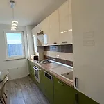 Apartment Warm And Stylish At Coresi *