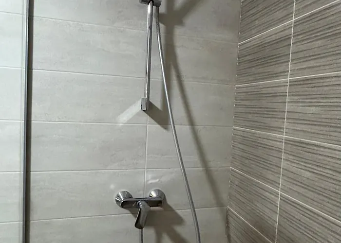 Warm And Stylish At Coresi 公寓 *